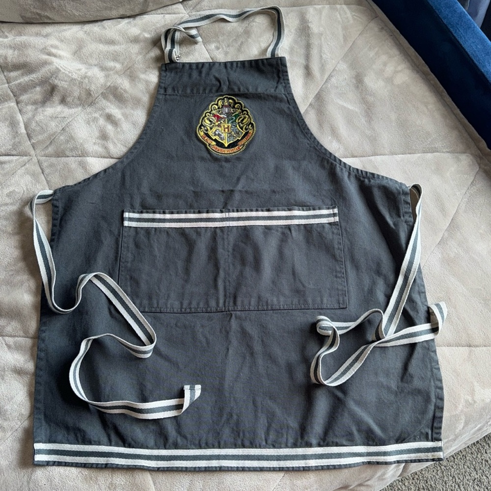Williams-Sonoma Harry Potter apron
